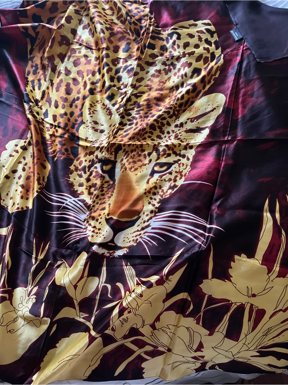 INTO AFRICA boutique vibrant  RESORT WEAR 100% silk scarf